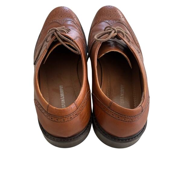 Johnston & Murphy Men’s Brown Leather Wing Tip Dress Shoes - Picture 3 of 5